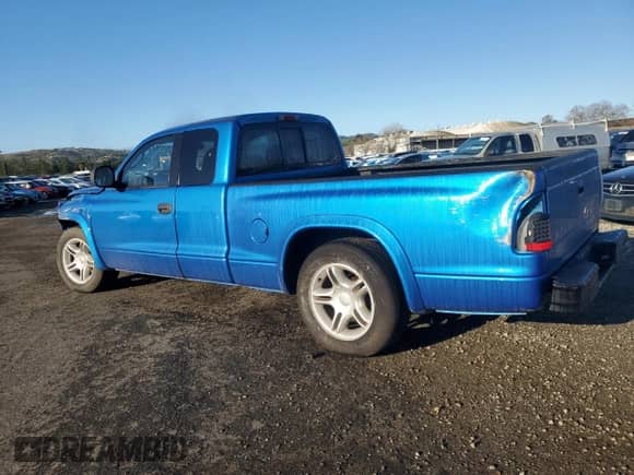 2000 Dodge Dakota Sport с VIN 1B7GL22Z8YS516815, выставлен на аукционе Copart как лот 43438395 с пробегом 176 731 миль миль и Списание • Salvage title. История ставок и продаж доступна на DreamBid. Изображение 2.