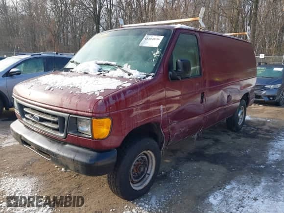 2003 Ford Econoline Cargo z VIN 1FTNE24243HB24311, wystawiony jako IAAI lot #41404876 z przebiegiem 255 973 mil mil oraz . Historia ofert i sprzedaży dostępna na DreamBid. Obrazek 2.