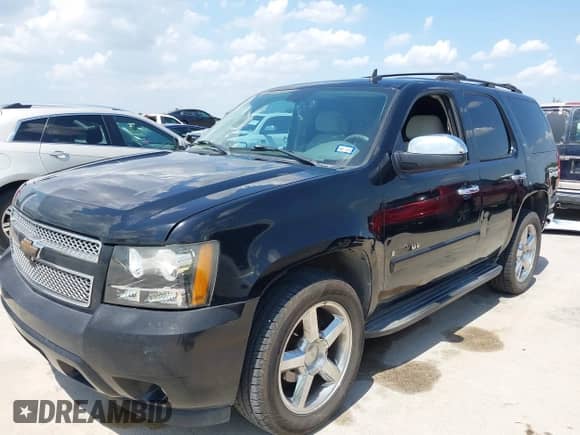 2007 Chevrolet Tahoe LTZ с VIN 1GNFC13087R221930, выставлен на аукционе IAAI как лот 42968020 с пробегом 238 856 миль миль и . История ставок и продаж доступна на DreamBid. Изображение 2.