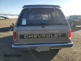 1989 Chevrolet Blazer с VIN 1GNCT18Z5K8186529, выставлен на аукционе Copart как лот 87272064 с пробегом 196 481 миль миль и Чистый • Clean title. История ставок и продаж доступна на DreamBid. Изображение 6.