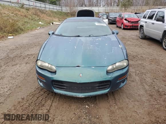 1998 Chevrolet Camaro z VIN 2G1FP22K7W2113539, wystawiony jako Copart lot #79086334 z przebiegiem Nie podano mil oraz Czysty tytuł • Clean title. Historia ofert i sprzedaży dostępna na DreamBid. Obrazek 5.
