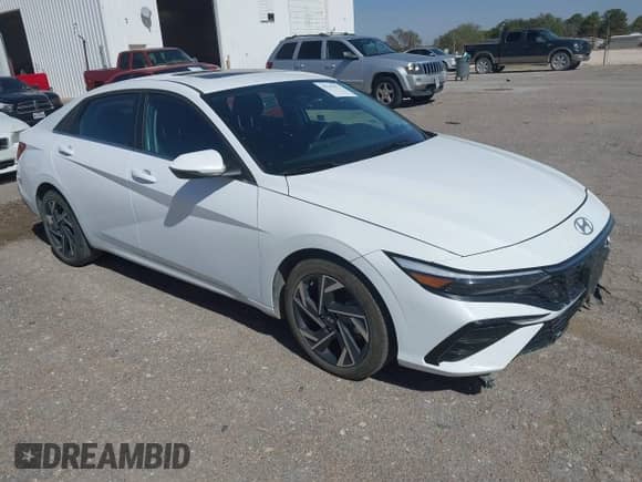 2025 Hyundai Elantra Limited z VIN KMHLP4DG0SU894872, wystawiony jako IAAI lot #43541677 z przebiegiem 26 351 mil mil oraz . Historia ofert i sprzedaży dostępna na DreamBid. Obrazek 1.