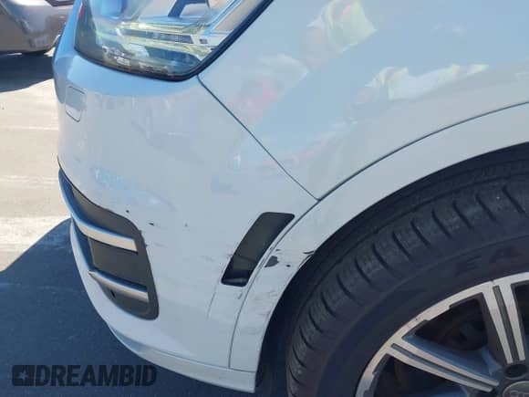 2017 Audi Q7 Premium Plus with VIN WA1LAAF72HD020494, listed as a IAAI auction lot 43307438 with 155,826 mi miles and . Bid and sale history available at DreamBid. Image 6.