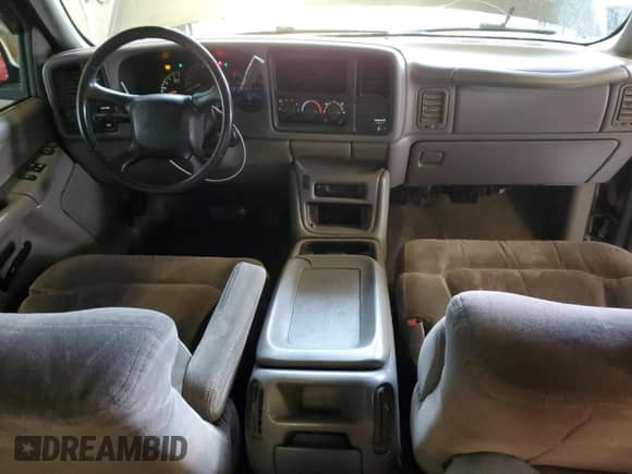2000 Chevrolet Silverado 1500 LS with VIN 2GCEK19T6Y1179244, listed as a Copart auction lot 54446474 with 199,428 mi miles and Clean title. Bid and sale history available at DreamBid. Image 8.