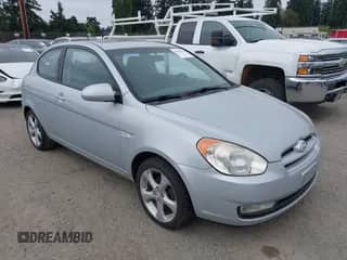 2008 Hyundai Accent SE z VIN KMHCN36C88U063056, wystawiony jako IAAI lot #43200134 z przebiegiem 198 432 mil mil oraz . Historia ofert i sprzedaży dostępna na DreamBid. Obrazek 1.