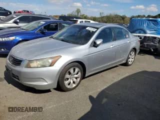 2008 Honda Accord EX-L z VIN 1HGCP26878A073942, wystawiony jako Copart lot #81460965 z przebiegiem 122 417 mil mil oraz Szkoda całkowita • Salvage title. Historia ofert i sprzedaży dostępna na DreamBid. Obrazek 1.