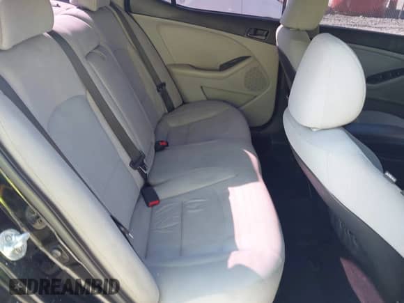 2015 Kia Optima LX with VIN 5XXGM4A76FG480266, listed as a IAAI auction lot 43487540 with Not provided miles and . Bid and sale history available at DreamBid. Image 8.