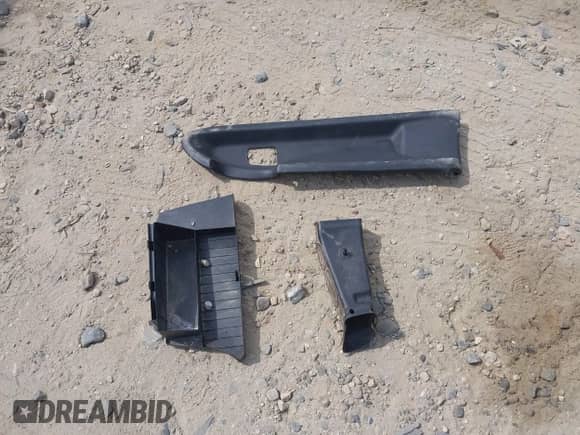 1995 BMW M3 с VIN WBSBF0328SEN91567, выставлен на аукционе IAAI как лот 43296303 с пробегом 92 798 миль миль и . История ставок и продаж доступна на DreamBid. Изображение 12.