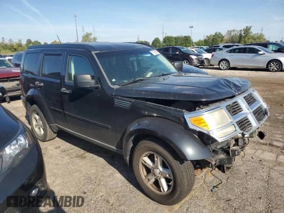 2008 Dodge Nitro SXT with VIN 1D8GU28K58W272901, listed as a Copart auction lot 71159565 with 103,580 mi miles and Clean title. Bid and sale history available at DreamBid. Image 4.