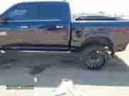 2015 Ram 1500 Big Horn z VIN 1C6RR6LT3FS639578, wystawiony jako IAAI lot #42345534 z przebiegiem 163 832 mil mil oraz . Historia ofert i sprzedaży dostępna na DreamBid. Obrazek 6.