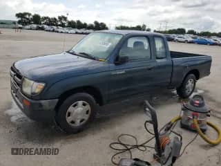1997 Toyota Tacoma with VIN 4TAVL52N0VZ313065, listed as a Copart auction lot 62908695 with 171,629 mi miles and Salvage title. Bid and sale history available at DreamBid. Image 1.