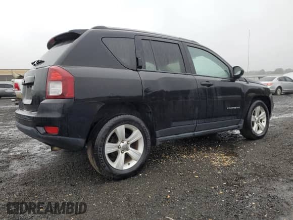 2016 Jeep Compass Sport с VIN 1C4NJDBB9GD558604, выставлен на аукционе Copart как лот 69315065 с пробегом 87 833 миль миль и Списание • Salvage title. История ставок и продаж доступна на DreamBid. Изображение 3.