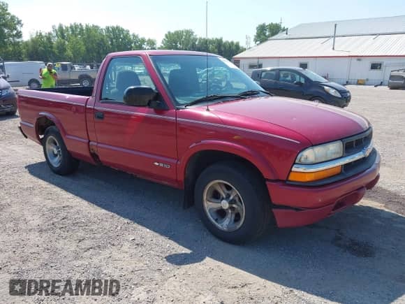 1999 Chevrolet S-10 with VIN 1GCCS1440XK195610, listed as a IAAI auction lot 42920243 with 187,944 mi miles and . Bid and sale history available at DreamBid. Image 1.