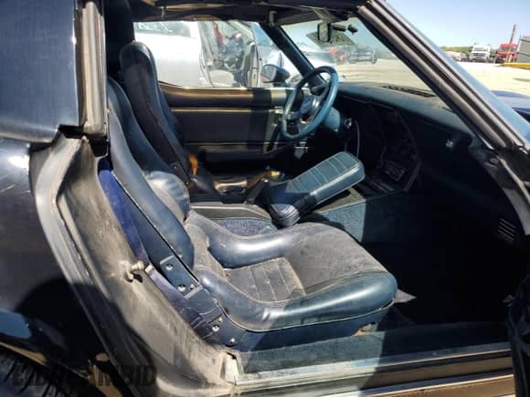 1981 Chevrolet Corvette с VIN 1G1AY8769BS426307, выставлен на аукционе Copart как лот 73491394 с пробегом 40 908 миль миль и Чистый • Clean title. История ставок и продаж доступна на DreamBid. Изображение 10.