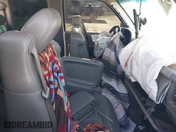 2000 Chevrolet Silverado 1500 LS with VIN 2GCEC19T9Y1114935, listed as a IAAI auction lot 41939530 with Not provided miles and . Bid and sale history available at DreamBid. Image 5.