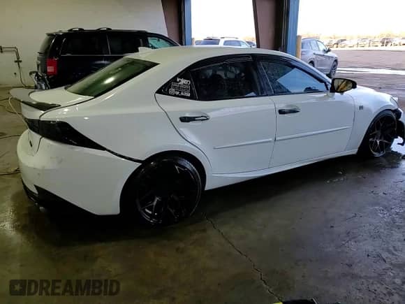 2018 Lexus IS 350 с VIN JTHCZ1D2XJ5014883, выставлен на аукционе Copart как лот 42497315 с пробегом 88 267 миль миль и Списание • Salvage title. История ставок и продаж доступна на DreamBid. Изображение 13.