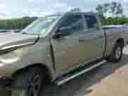 2013 Ram 1500 Tradesman z VIN 1C6RR6FT0DS679562, wystawiony jako Copart lot #60803745 z przebiegiem 193 659 mil mil oraz Szkoda całkowita • Salvage title. Historia ofert i sprzedaży dostępna na DreamBid. Obrazek 13.