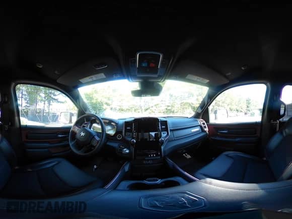 2025 Ram 1500 Rebel z VIN 1C6SRFLP2SN581797, wystawiony jako IAAI lot #43061676 z przebiegiem 25 190 mil mil oraz . Historia ofert i sprzedaży dostępna na DreamBid. Obrazek 18.