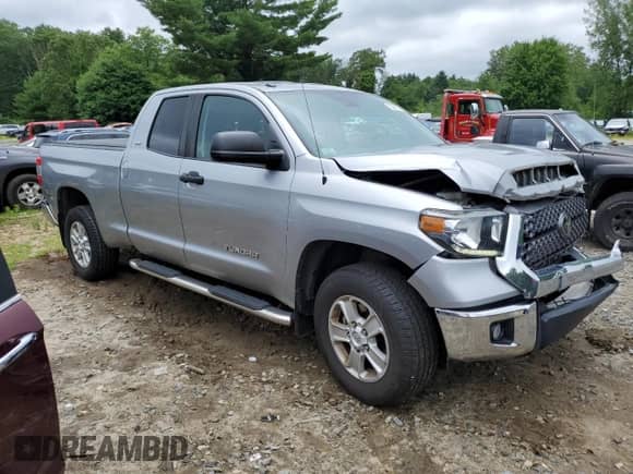 2019 Toyota Tundra SR с VIN 5TFUM5F17KX080894, выставлен на аукционе Copart как лот 63861345 с пробегом 114 288 миль миль и Списание • Salvage title. История ставок и продаж доступна на DreamBid. Изображение 4.