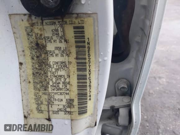 2000 Nissan Frontier XE with VIN 1N6ED27TXYC367744, listed as a IAAI auction lot 42368078 with Not provided miles and . Bid and sale history available at DreamBid. Image 9.