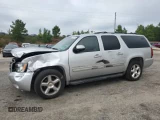 2010 Chevrolet Suburban LT z VIN 1GNUCJE00AR145597, wystawiony jako Copart lot #60796125 z przebiegiem 222 209 mil mil oraz Szkoda całkowita • Salvage title. Historia ofert i sprzedaży dostępna na DreamBid. Obrazek 1.