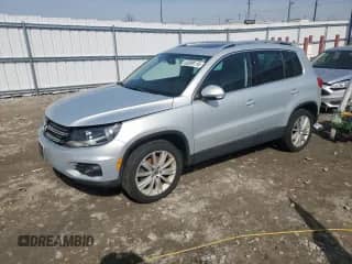 2012 Volkswagen Tiguan SE с VIN WVGBV7AX2CW577799, выставлен на аукционе Copart как лот 49339115 с пробегом 131 935 миль миль и Чистый • Clean title. История ставок и продаж доступна на DreamBid. Изображение 1.