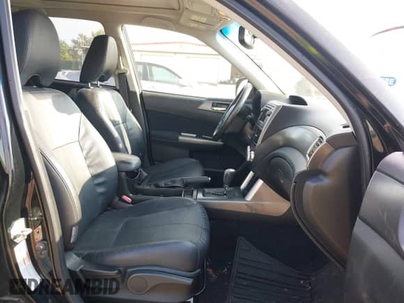 2012 Subaru Forester X Limited z VIN JF2SHAEC0CH431519, wystawiony jako IAAI lot #43212805 z przebiegiem 143 633 mil mil oraz . Historia ofert i sprzedaży dostępna na DreamBid. Obrazek 5.