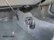 2002 Chevrolet Impala z VIN 2G1WF55K629196690, wystawiony jako IAAI lot #41552174 z przebiegiem 229 840 mil mil oraz . Historia ofert i sprzedaży dostępna na DreamBid. Obrazek 11.