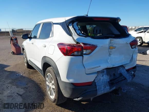 2024 Chevrolet TrailBlazer LS with VIN KL79MMS23RB132959, listed as a IAAI auction lot 41207961 with 18,698 mi miles and . Bid and sale history available at DreamBid. Image 3.