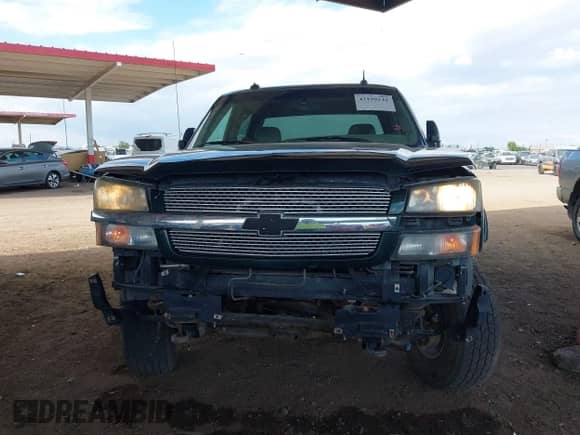 2003 Chevrolet Silverado 2500HD LS с VIN 1GCHK23U03F175440, выставлен на аукционе IAAI как лот 42199241 с пробегом 176 458 миль миль и . История ставок и продаж доступна на DreamBid. Изображение 6.