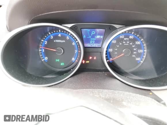 2014 Hyundai Tucson Walking Dead Edition с VIN KM8JUCAG8EU824071, выставлен на аукционе Copart как лот 86669644 с пробегом 132 583 миль миль и Списание • Salvage title. История ставок и продаж доступна на DreamBid. Изображение 9.