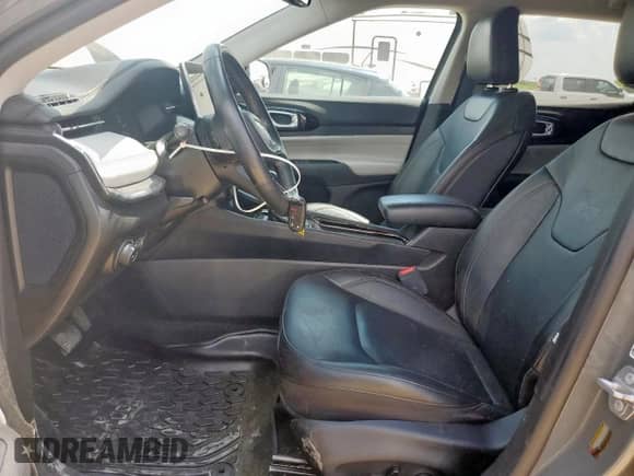 2022 Jeep Compass Limited с VIN 3C4NJDCB9NT135608, выставлен на аукционе Copart как лот 70004105 с пробегом 44 527 миль миль и Списание • Salvage title. История ставок и продаж доступна на DreamBid. Изображение 7.