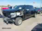 2021 GMC Sierra 1500 Denali z VIN 3GTU9FETXMG422324, wystawiony jako IAAI lot #43121547 z przebiegiem 55 757 mil mil oraz . Historia ofert i sprzedaży dostępna na DreamBid. Obrazek 20.