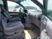 2000 Dodge Grand Caravan with VIN 1B4GP54G0YB702783, listed as a IAAI auction lot 42447313 with 285,002 mi miles and . Bid and sale history available at DreamBid. Image 5.