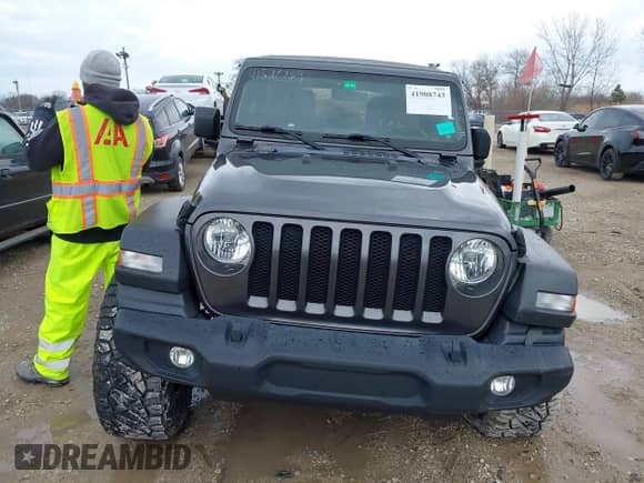 2022 Jeep Wrangler Unlimited Sport S с VIN 1C4HJXDG6NW180234, выставлен на аукционе IAAI как лот 41908743 с пробегом 50 704 миль миль и . История ставок и продаж доступна на DreamBid. Изображение 13.