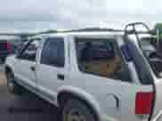 1998 Chevrolet Blazer LS with VIN 1GNCS13W0W2246192, listed as a IAAI auction lot 42106860 with 234,878 mi miles and . Bid and sale history available at DreamBid. Image 15.