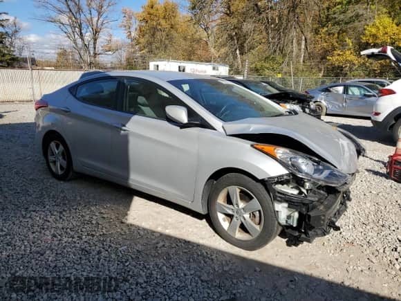 2013 Hyundai Elantra GLS with VIN KMHDH4AE2DU726190, listed as a Copart auction lot 90703835 with 63,570 mi miles and Clean title. Bid and sale history available at DreamBid. Image 4.