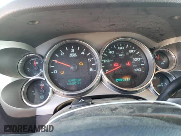 2008 Chevrolet Silverado 1500 1LT с VIN 1GCEK19J28E110239, выставлен на аукционе Copart как лот 74386624 с пробегом 186 600 миль миль и Списание • Salvage title. История ставок и продаж доступна на DreamBid. Изображение 9.
