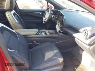 2024 Chevrolet Blazer EV eAWD LT with VIN 3GNKDBRJ8RS215935, listed as a IAAI auction lot 41787200 with 5,037 mi miles and . Bid and sale history available at DreamBid. Image 5.