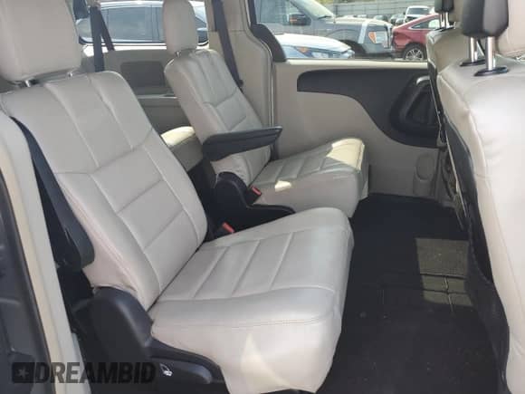 2011 Dodge Grand Caravan Crew with VIN 2D4RN5DG0BR689871, listed as a Copart auction lot 71216075 with 183,822 mi miles and Salvage title. Bid and sale history available at DreamBid. Image 11.