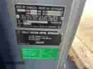 1985 Mercedes-Benz 500 z VIN WDBCA44D7FA152776, wystawiony jako Copart lot #90896815 z przebiegiem 214 799 mil mil oraz Czysty tytuł • Clean title. Historia ofert i sprzedaży dostępna na DreamBid. Obrazek 10.