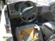 2000 Ford Explorer Sport z VIN 1FMYU60E4YUA35291, wystawiony jako Copart lot #42510495 z przebiegiem 136 532 mil mil oraz Szkoda całkowita • Salvage title. Historia ofert i sprzedaży dostępna na DreamBid. Obrazek 8.