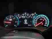 2018 Chevrolet Suburban Premier z VIN 1GNSKJKC9JR100134, wystawiony jako IAAI lot #41449255 z przebiegiem 111 528 mil mil oraz . Historia ofert i sprzedaży dostępna na DreamBid. Obrazek 7.