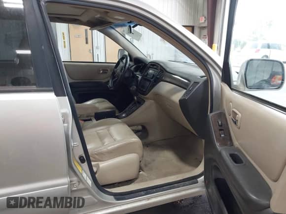 2003 Toyota Highlander с VIN JTEHF21A730146531, выставлен на аукционе IAAI как лот 43182668 с пробегом 194 669 миль миль и . История ставок и продаж доступна на DreamBid. Изображение 5.