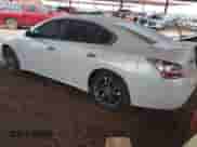 2014 Nissan Maxima S z VIN 1N4AA5AP4EC474684, wystawiony jako IAAI lot #42738825 z przebiegiem 129 531 mil mil oraz . Historia ofert i sprzedaży dostępna na DreamBid. Obrazek 3.