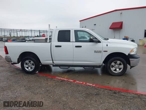 2014 Ram 1500 Express z VIN 1C6RR7FT1ES219429, wystawiony jako IAAI lot #42425062 z przebiegiem 323 279 mil mil oraz . Historia ofert i sprzedaży dostępna na DreamBid. Obrazek 14.