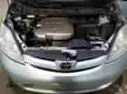 2010 Toyota Sienna CE z VIN 5TDKK4CC4AS315740, wystawiony jako Copart lot #82469755 z przebiegiem 256 689 mil mil oraz Czysty tytuł • Clean title. Historia ofert i sprzedaży dostępna na DreamBid. Obrazek 12.