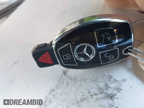 2014 Mercedes-Benz C 250 Sport с VIN WDDGF4HB3EG241520, выставлен на аукционе IAAI как лот 43016977 с пробегом 89 674 миль миль и . История ставок и продаж доступна на DreamBid. Изображение 11.