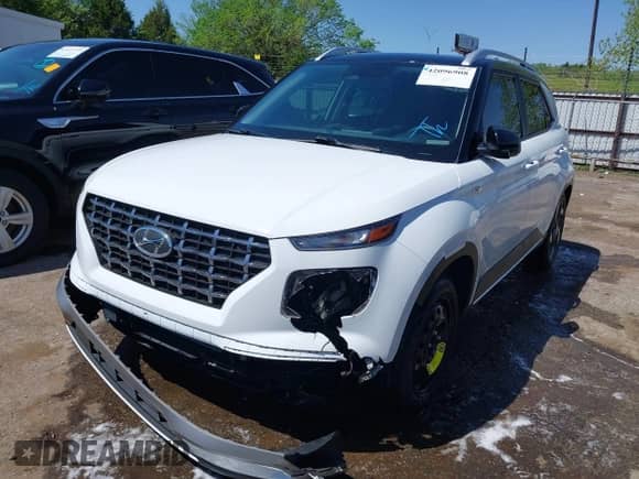 2023 Hyundai Venue Limited with VIN KMHRC8A38PU226579, listed as a IAAI auction lot 42096908 with 16,728 mi miles and . Bid and sale history available at DreamBid. Image 2.