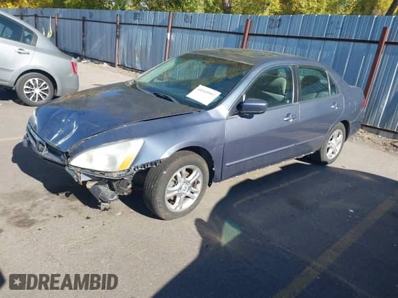 2007 Honda Accord EX с VIN 1HGCM56777A161258, выставлен на аукционе IAAI как лот 43515997 с пробегом 108 452 миль миль и . История ставок и продаж доступна на DreamBid. Изображение 2.